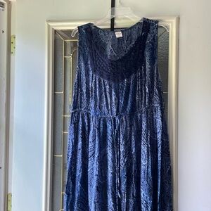 Women’s long dress